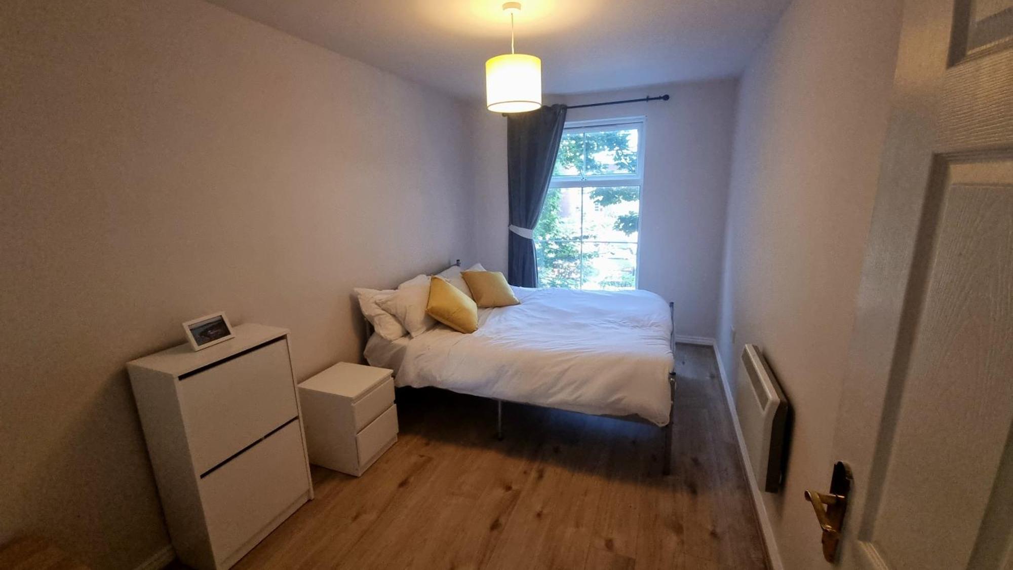 Ferienwohnung Cosy 2Br Modern Apt With Free Parking Liverpool Exterior foto