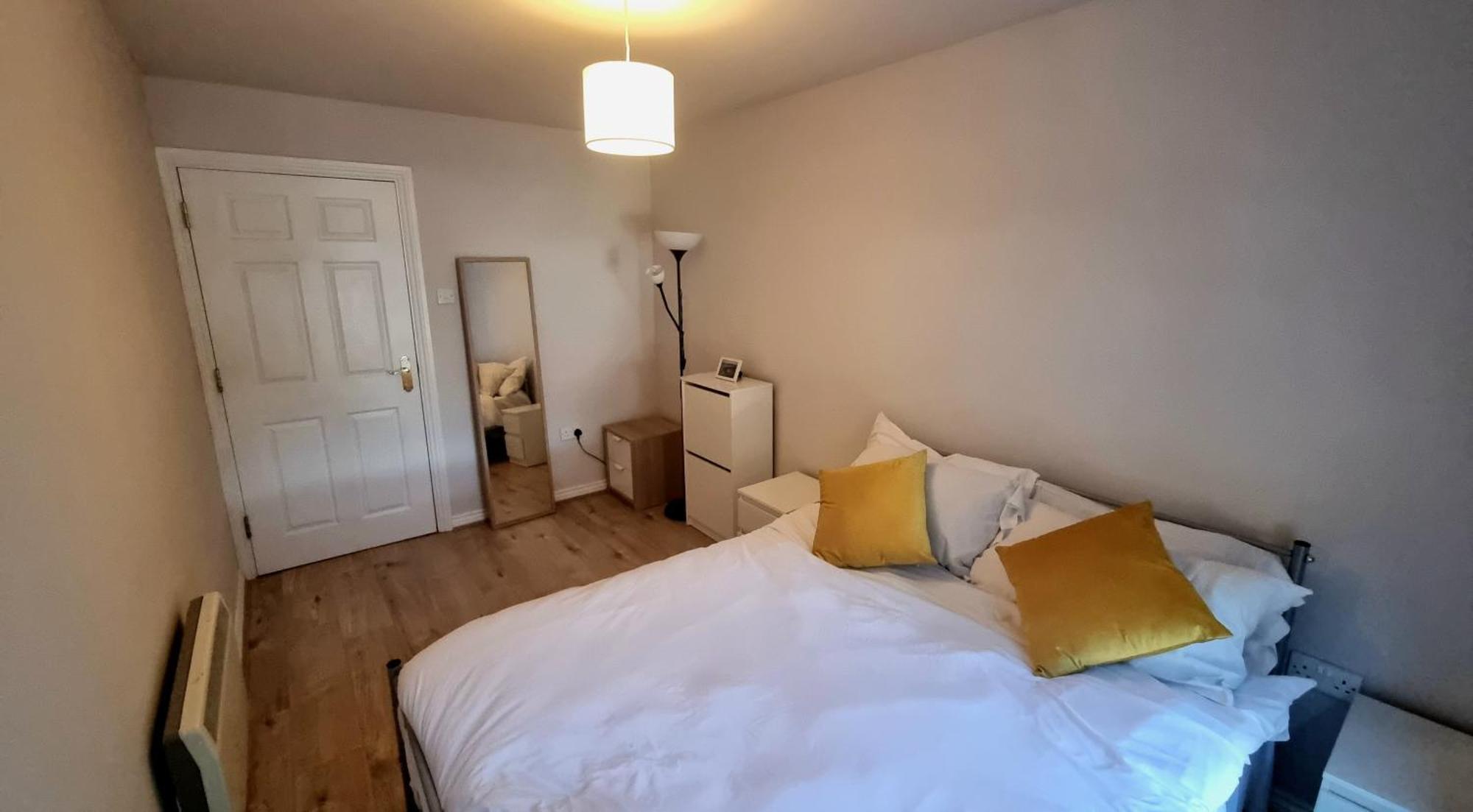 Ferienwohnung Cosy 2Br Modern Apt With Free Parking Liverpool Exterior foto