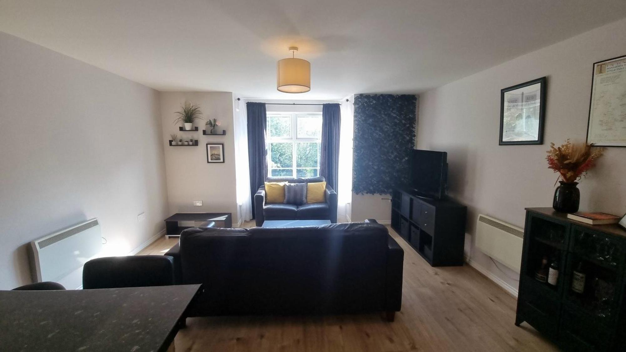 Ferienwohnung Cosy 2Br Modern Apt With Free Parking Liverpool Exterior foto